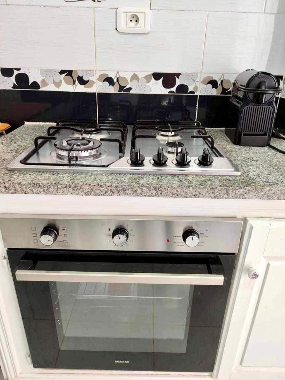 Nice Stay 2 Bedrooms Jardins De Carthage Le Kram Exterior photo